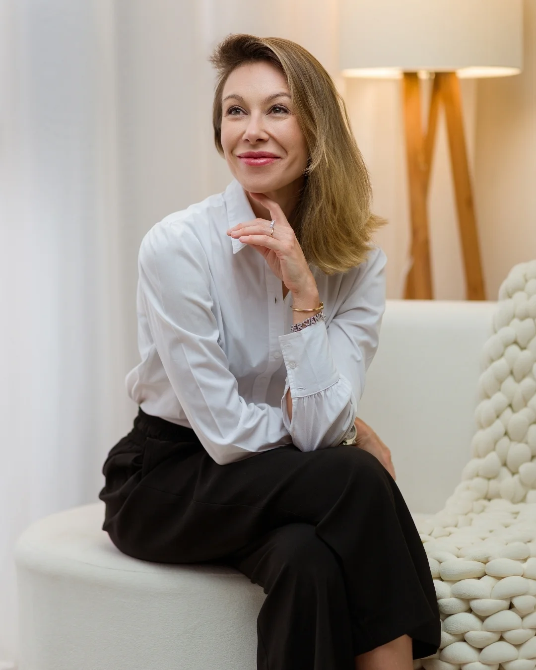 Dra. Flávia Bonato em seu consultório em Palmas/TO